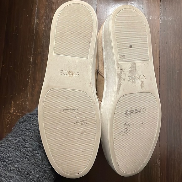 Vince Warren Slip-On Sneaker - Picture 6 of 6